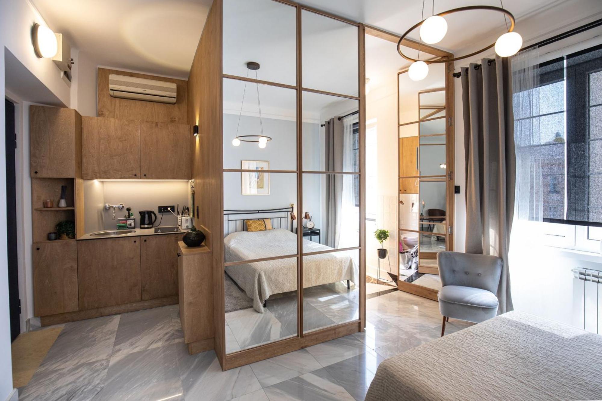 City Centre Elegance: Kosancicev Venac Studio Belgrado Esterno foto